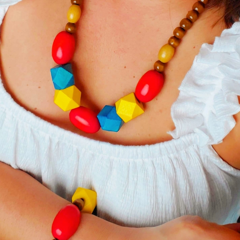 Wood necklace